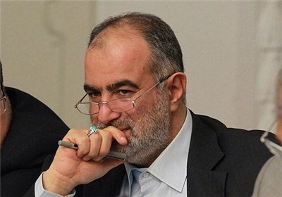 حسام الدین آشنا:خبر استعفای وزیر ارشاد و جایگزینی خودم به جای جنتی را نه تأیید می‌کنم و نه تکذیب