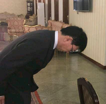 ادای احترام سفیر ژاپن به آیت الله هاشمی+ عکس