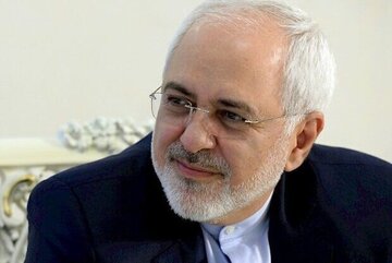 واکنش طعنه آمیز ظریف به ادعای پمپئو
