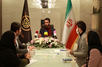 آگاهی ضعیف عموم جامعه از بازار مالی فارکس جای تامل دارد/  سرمایه گذاری در فارکس به همراه متخصصین زبده