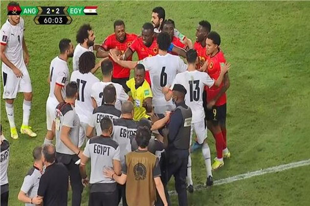 درگیری جنجالی کی‌روش با بازیکن آنگولا