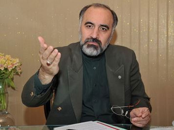 منافع سپرده‌گذاران وسهامداران را فدای مطامع شخصی نکنید