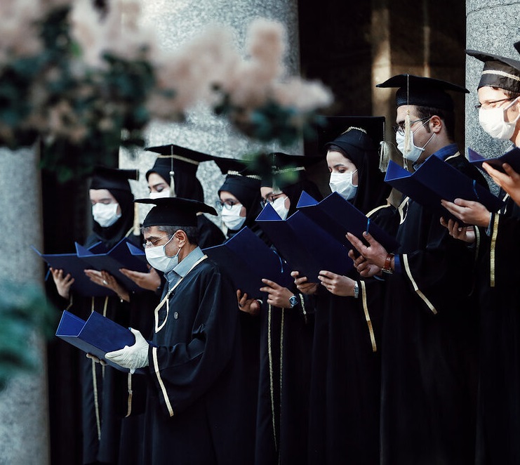 مراسم روز پزشک در آرامگاه حکیم ابوعلی سینا