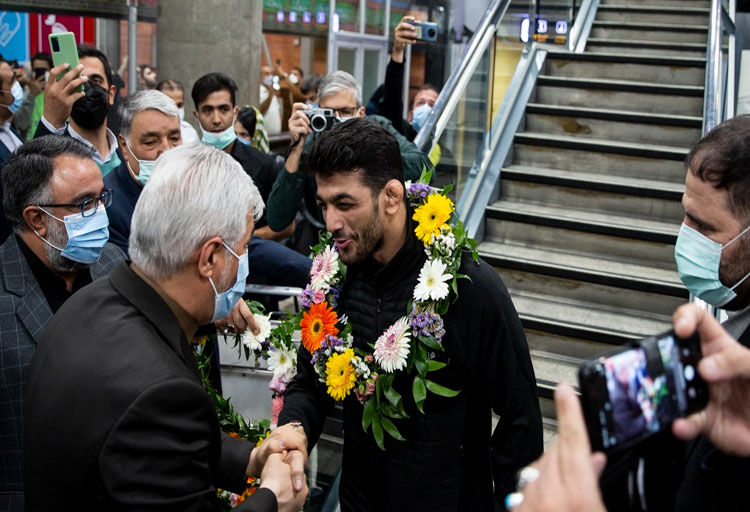 استقبال از ملی‌پوشان تیم کشتی آزاد