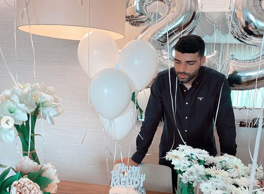 جشن تولد نیمه لاکچری مهدی طارمی