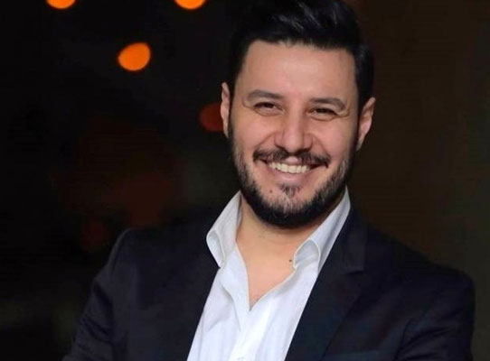 جشن تولد جواد عزتی در فیلم «مرد بازنده»