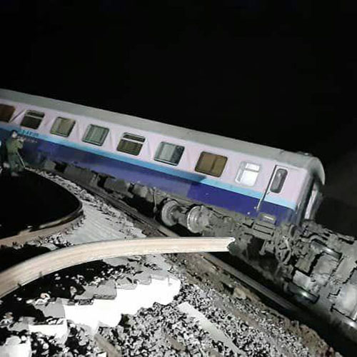 خروج قطار مسافربری از ریل در ۱۰ کیلومتری شهر پرند