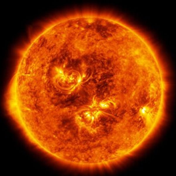 حرکت ۱۰ساله خورشید را با وضوح بالا در 12 ثانیه ببینید